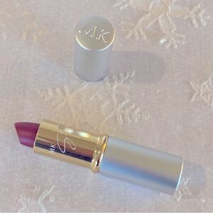 Mary Kay Lipstick Magenta MK Signature Full Size NWOT Gorgeous not used